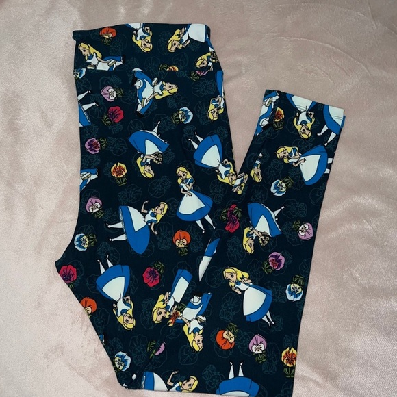 Lularoe Disney Alice in Wonderland tc2 leggings - Picture 1 of 4